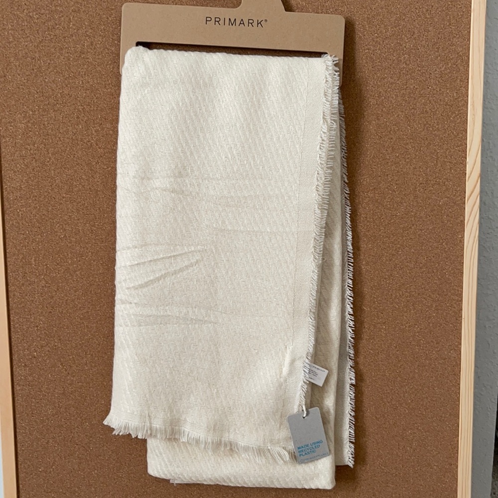 Thick and Cozy Scarf